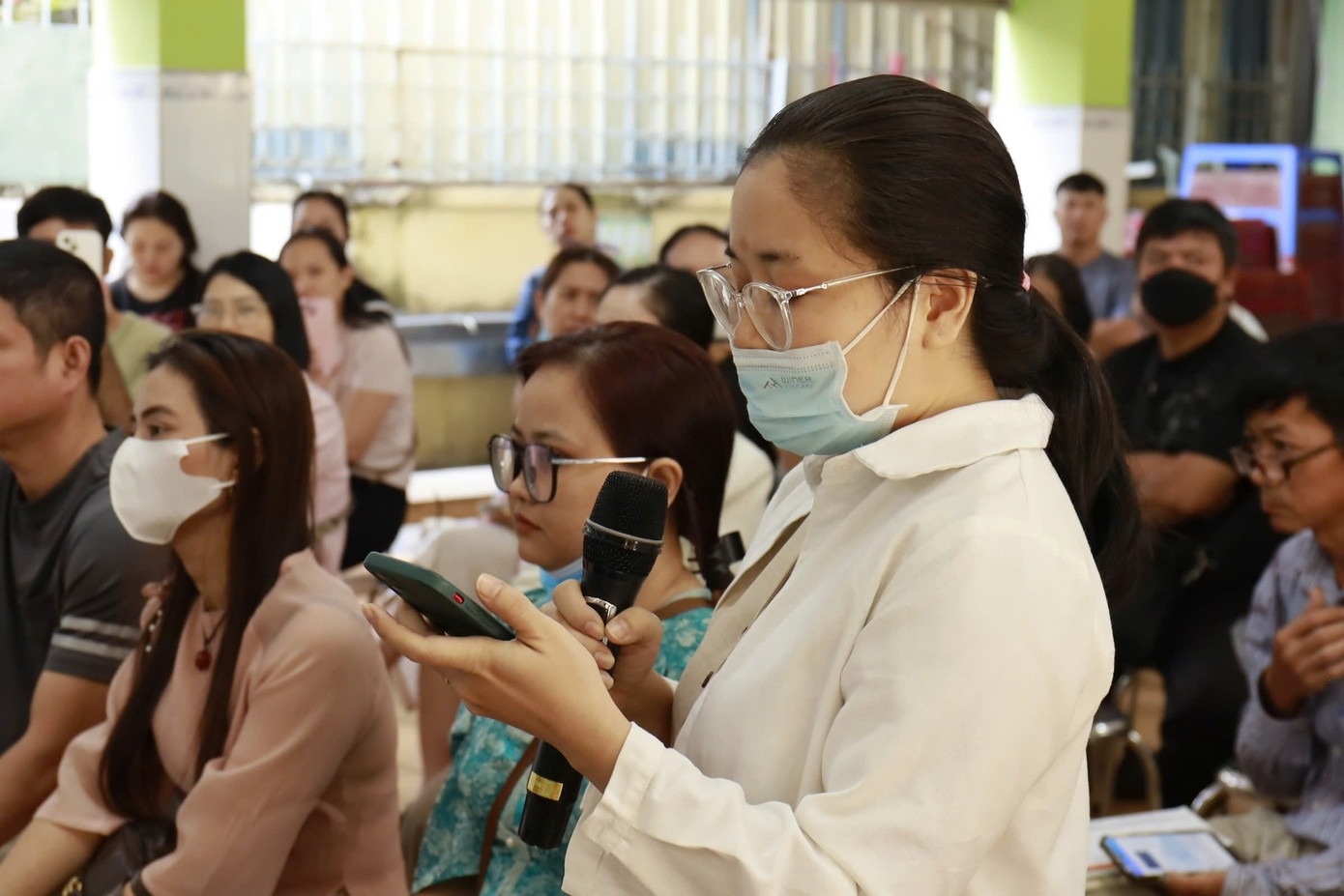 Vu nghi thit ban vao truong hoc TP.HCM: Phu huynh muon kien cong ty hinh anh