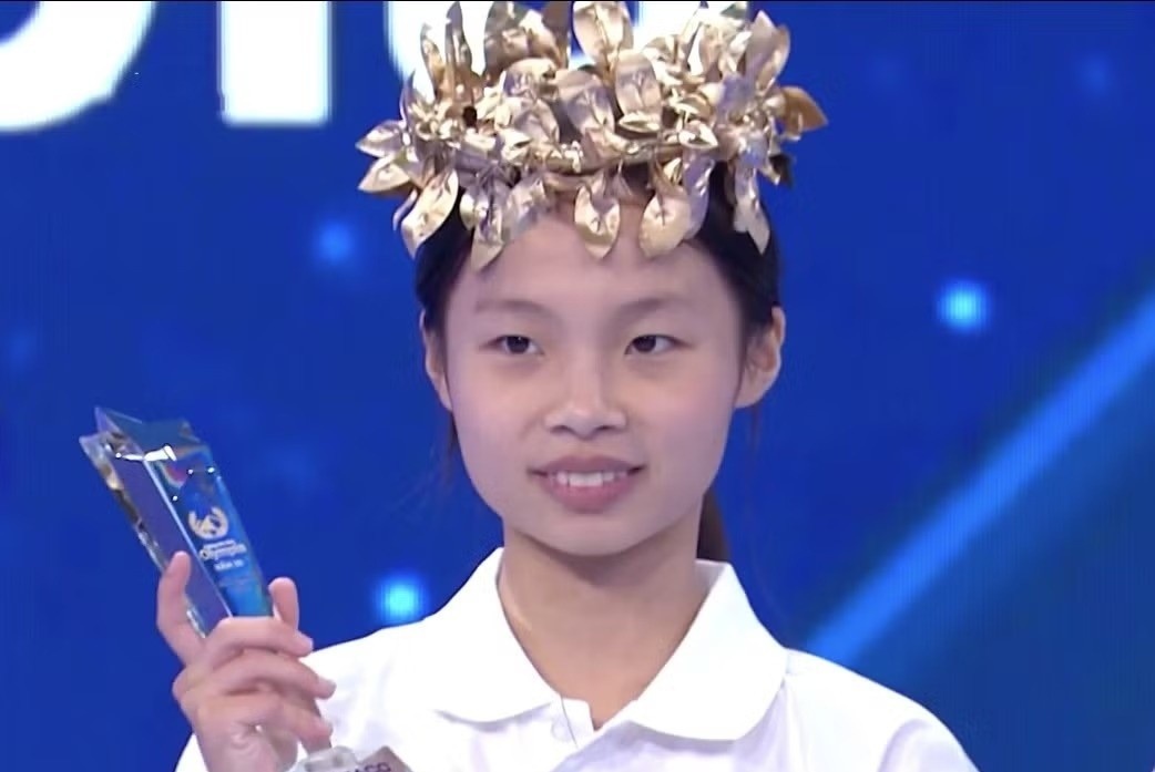 Nu sinh truong Buoi gianh vong nguyet que Duong len dinh Olympia 26 hinh anh