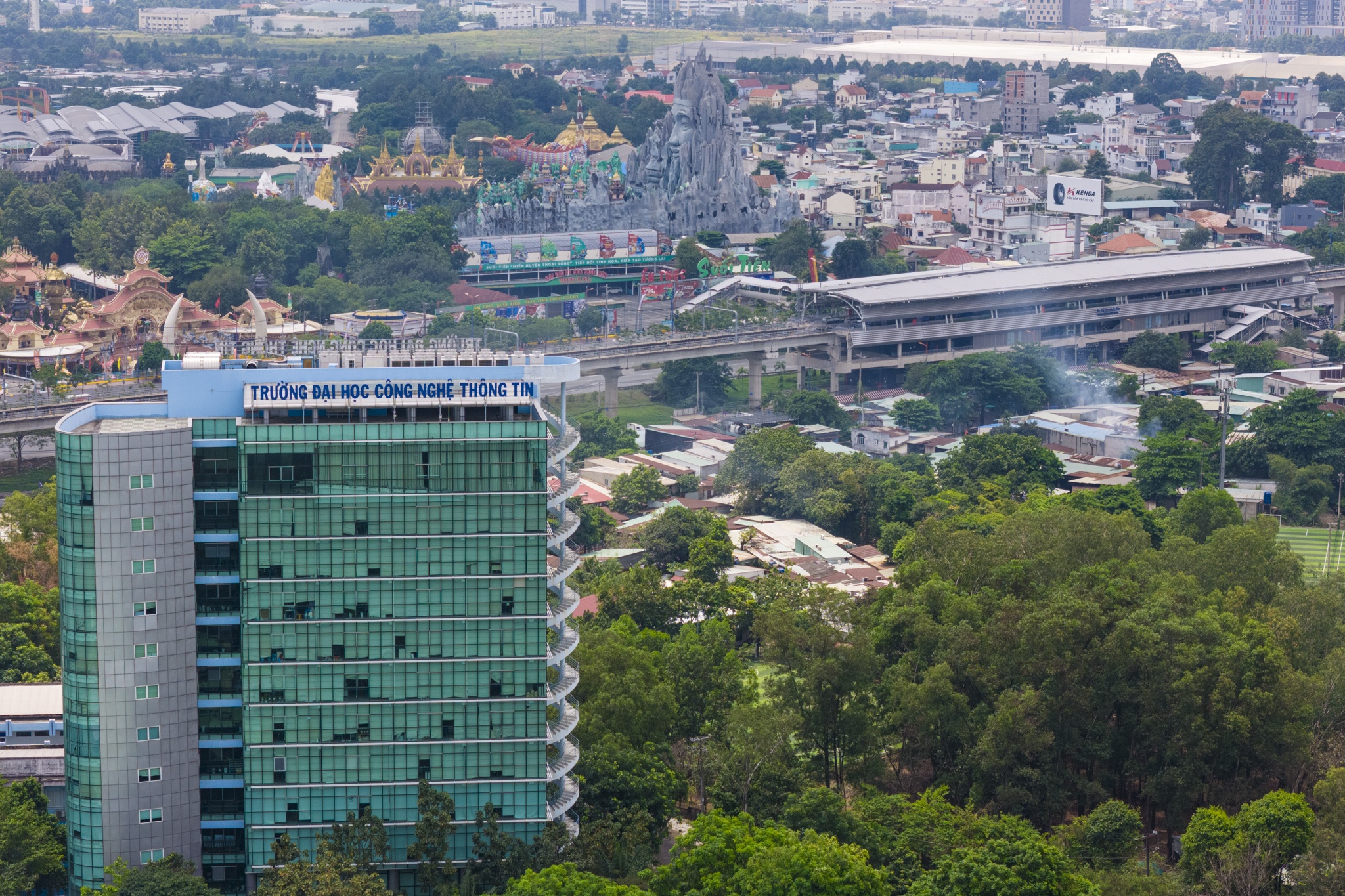 dai hoc quoc gia anh 10