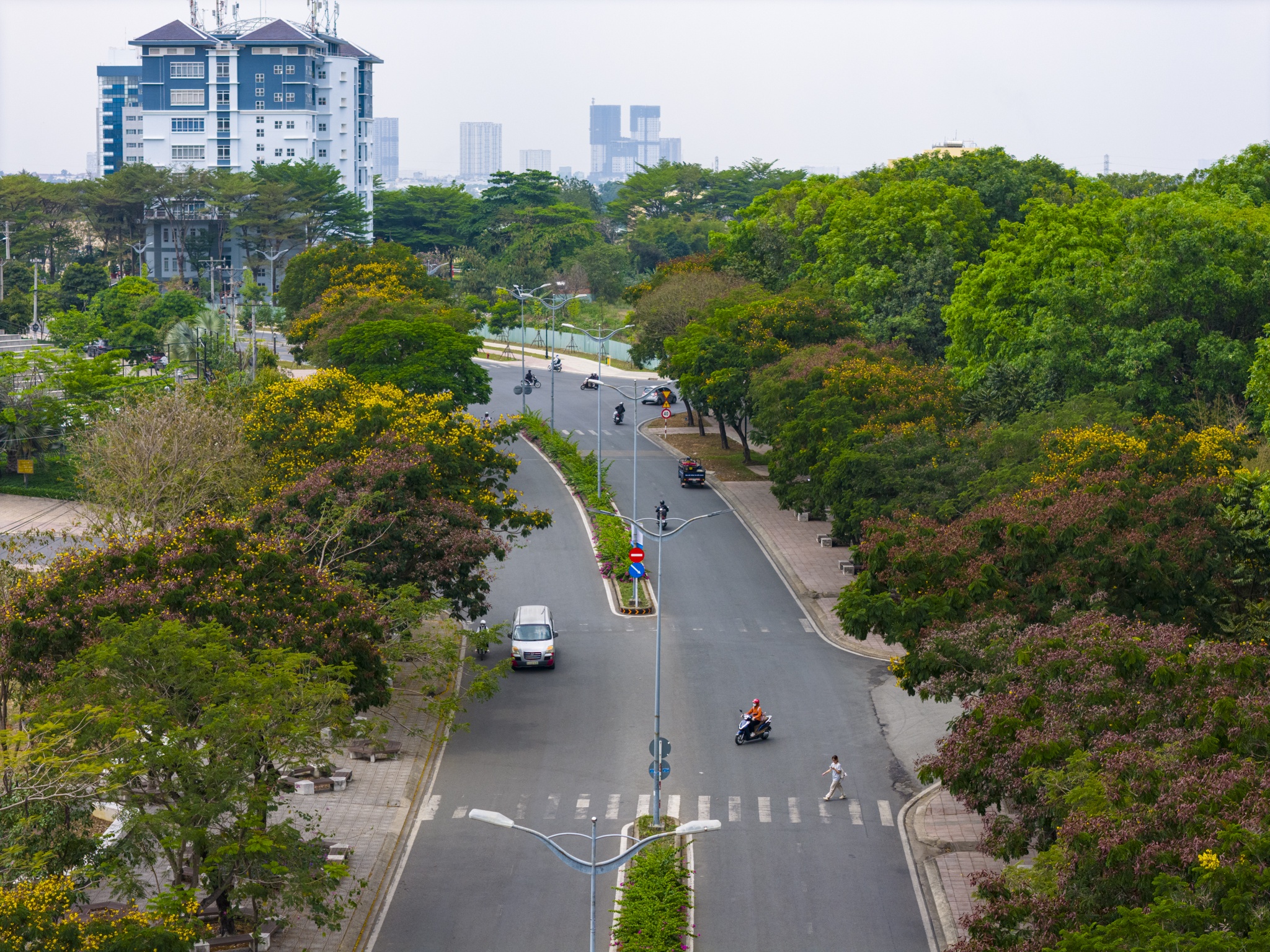 dai hoc quoc gia anh 17