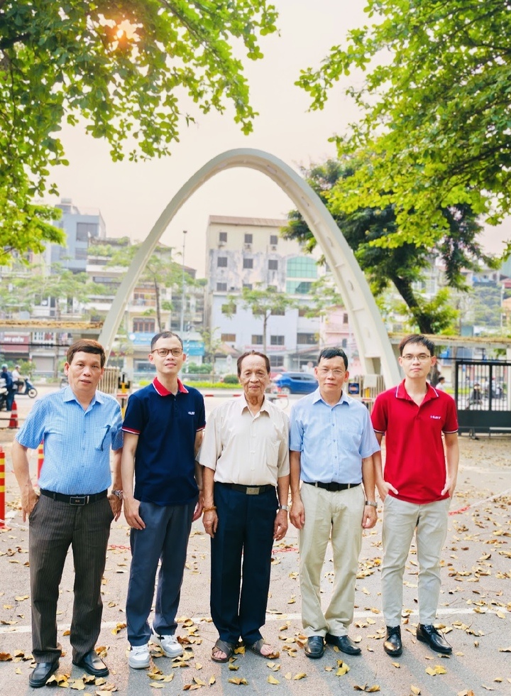 bach khoa ha noi anh 5