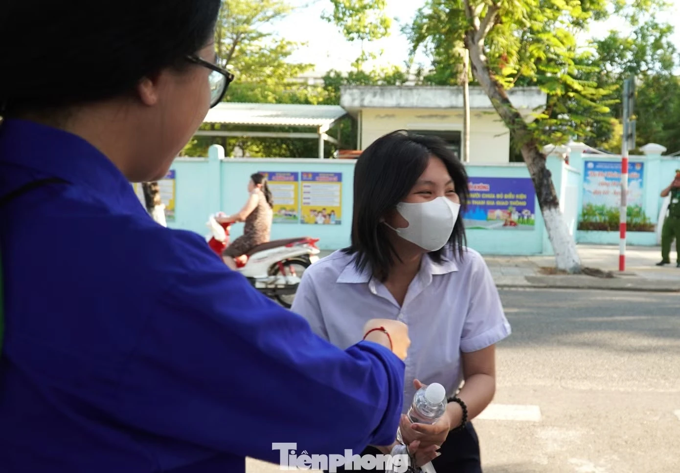 Diem chuan vao lop 10 chua toi 8 diem, Da Nang noi gi? hinh anh