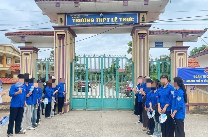 Nghi van tieu cuc tai diem thi o Quang Tri: Hieu truong noi gi? hinh anh
