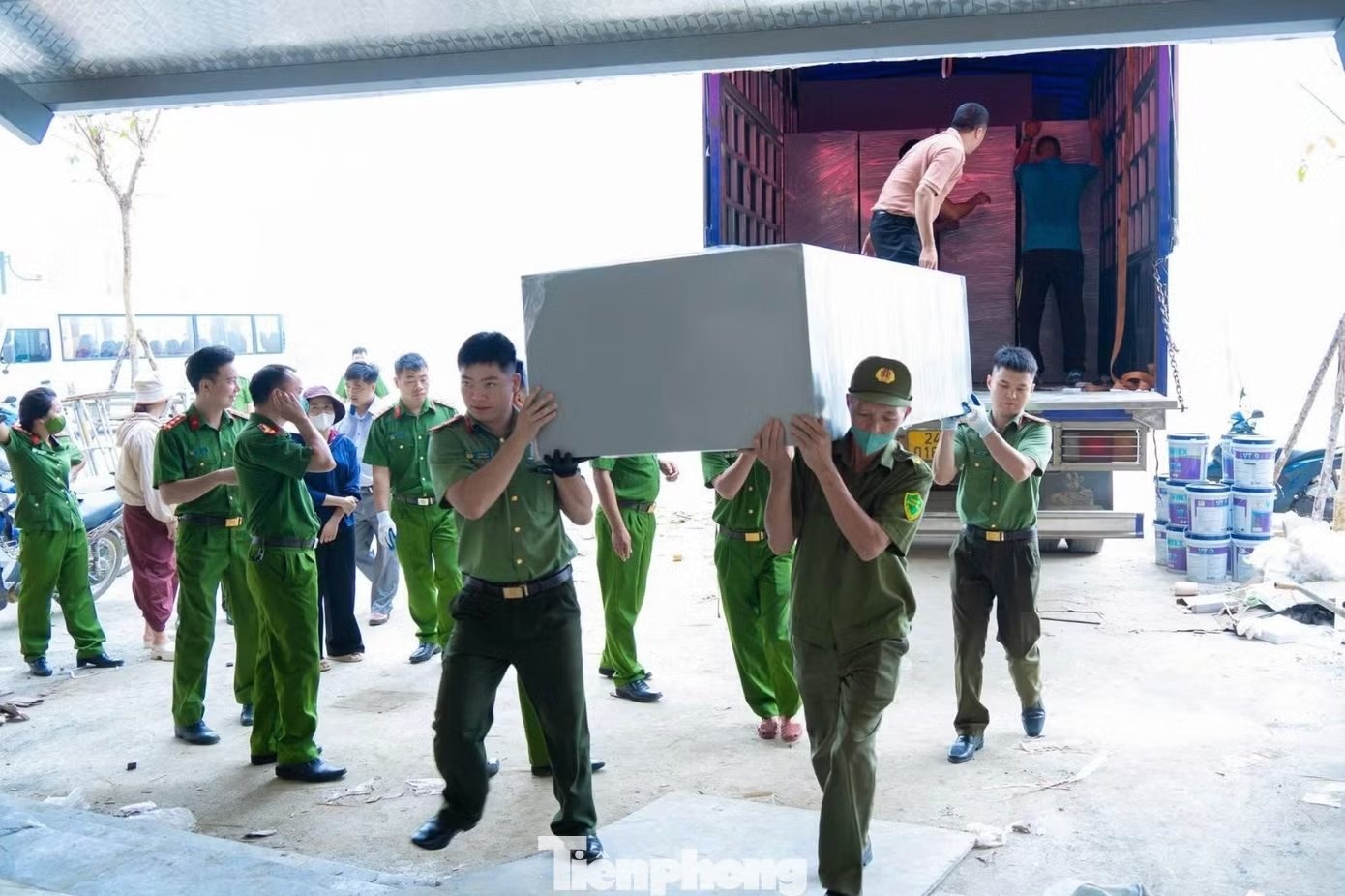 khai giảng ảnh 2