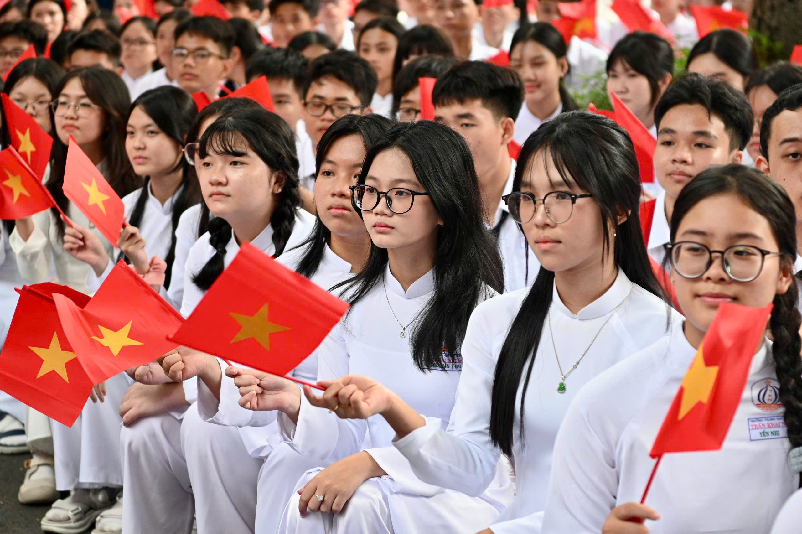 khai giảng ảnh 17