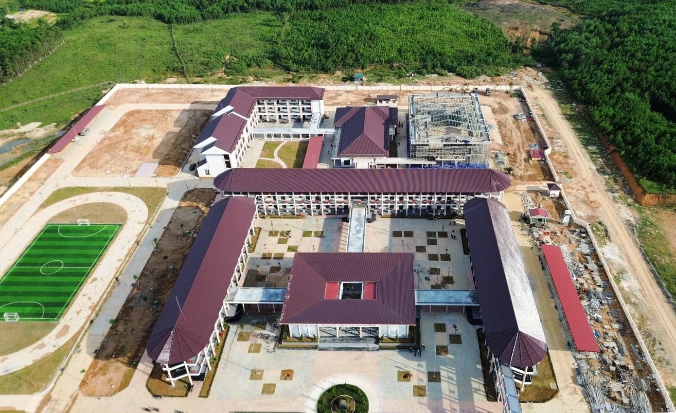 trường ảnh 2