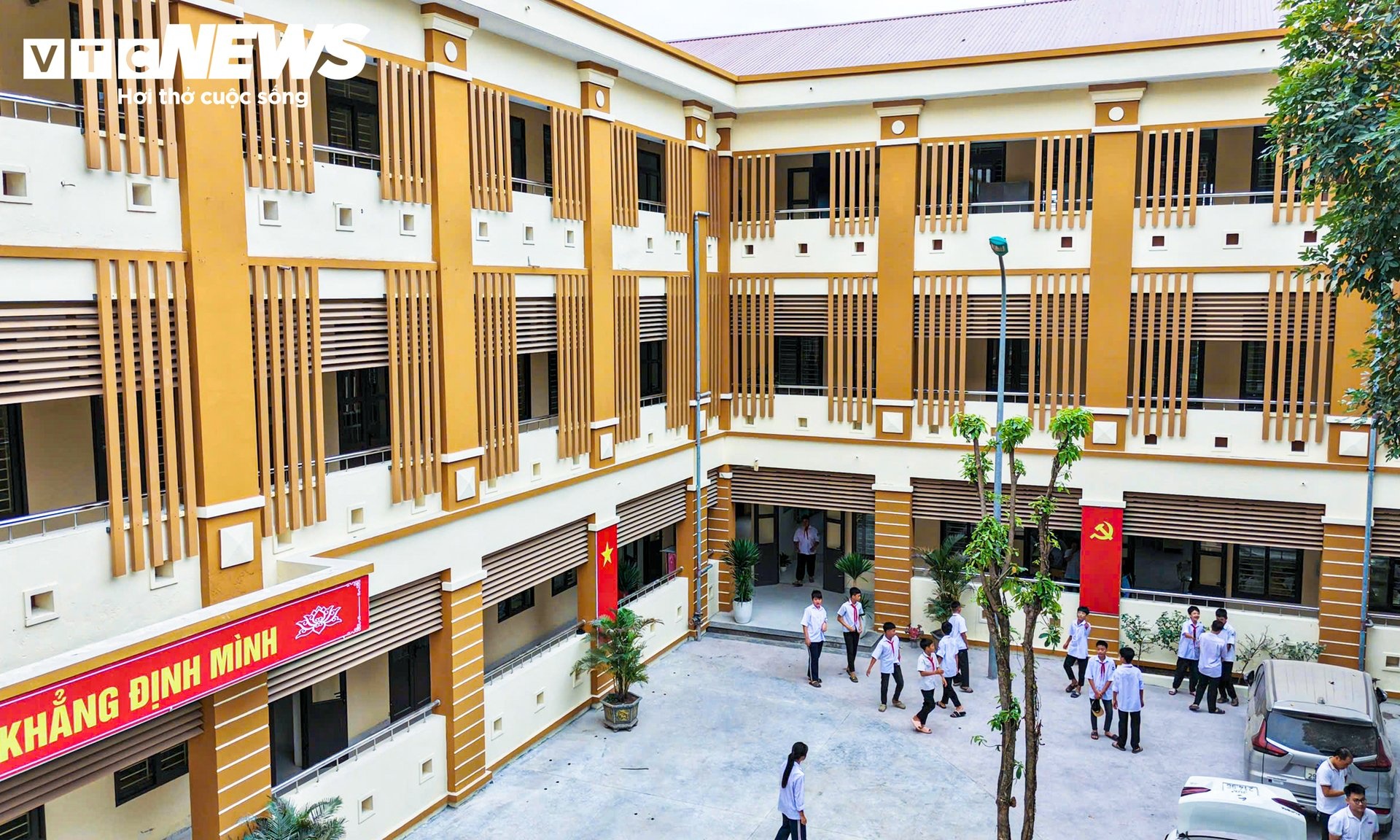 trường ảnh 4