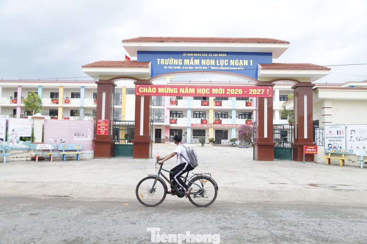 trường ảnh 1