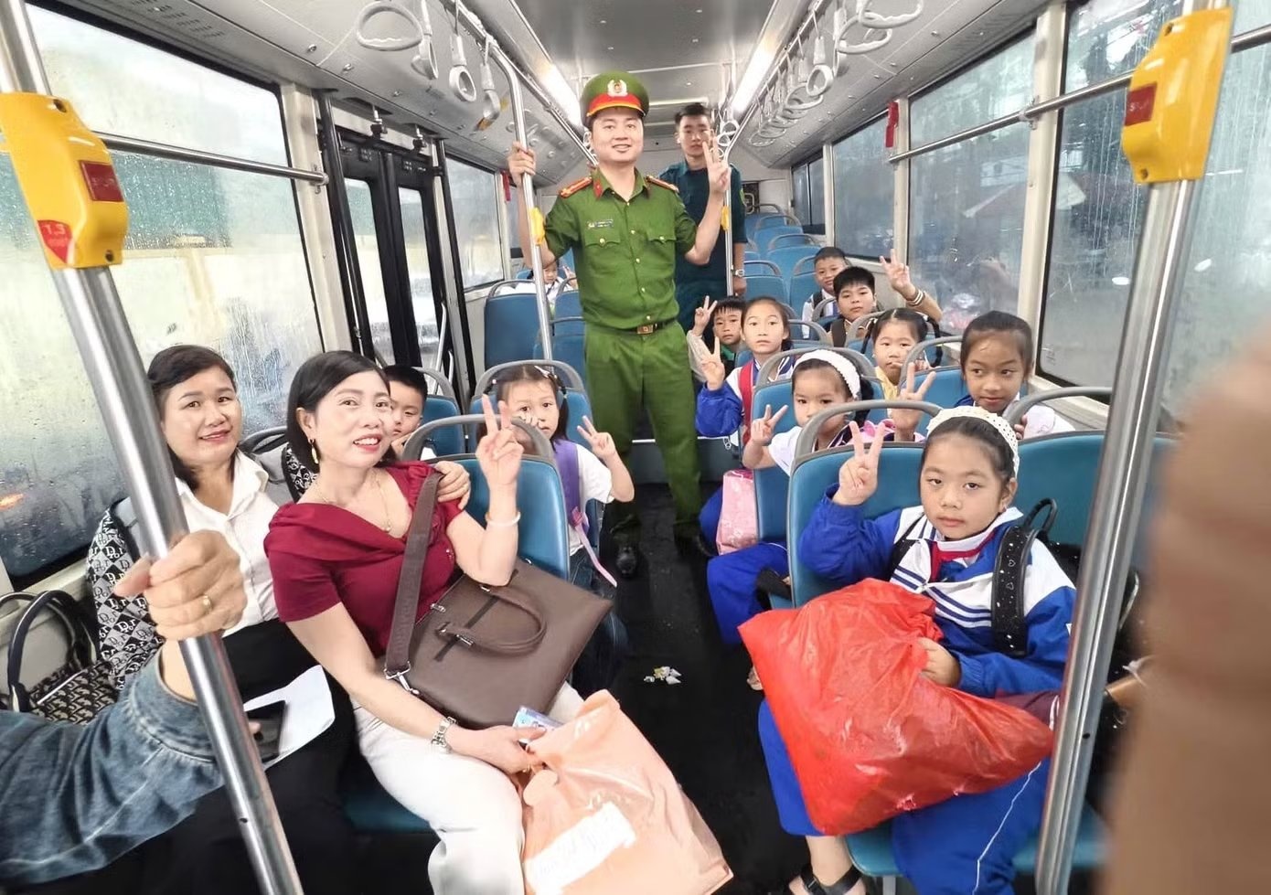 trường ảnh 2