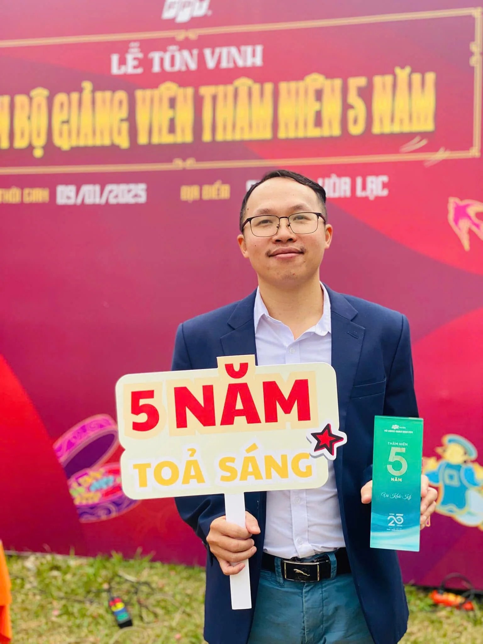 to&aacute;n ảnh 2