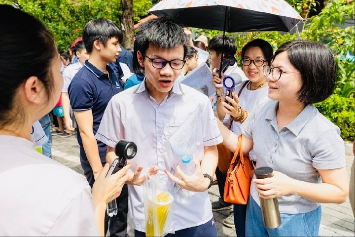 Bỏ môn thi thứ 3 có thực sự giảm áp lực thi vào 10?