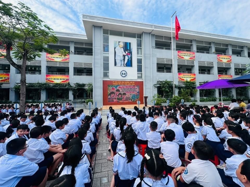 học sinh ảnh 1