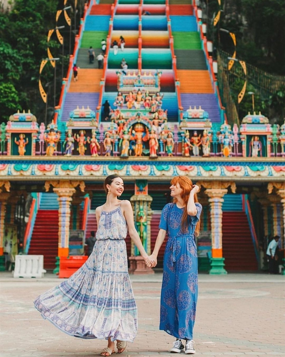 Nac thang 7 sac cau vong anh 6