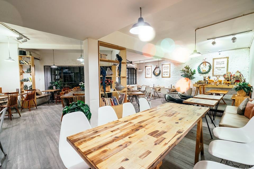 An minh ca ngay tai 4 quan ca phe view dep, do an ngon o TP.HCM hinh anh