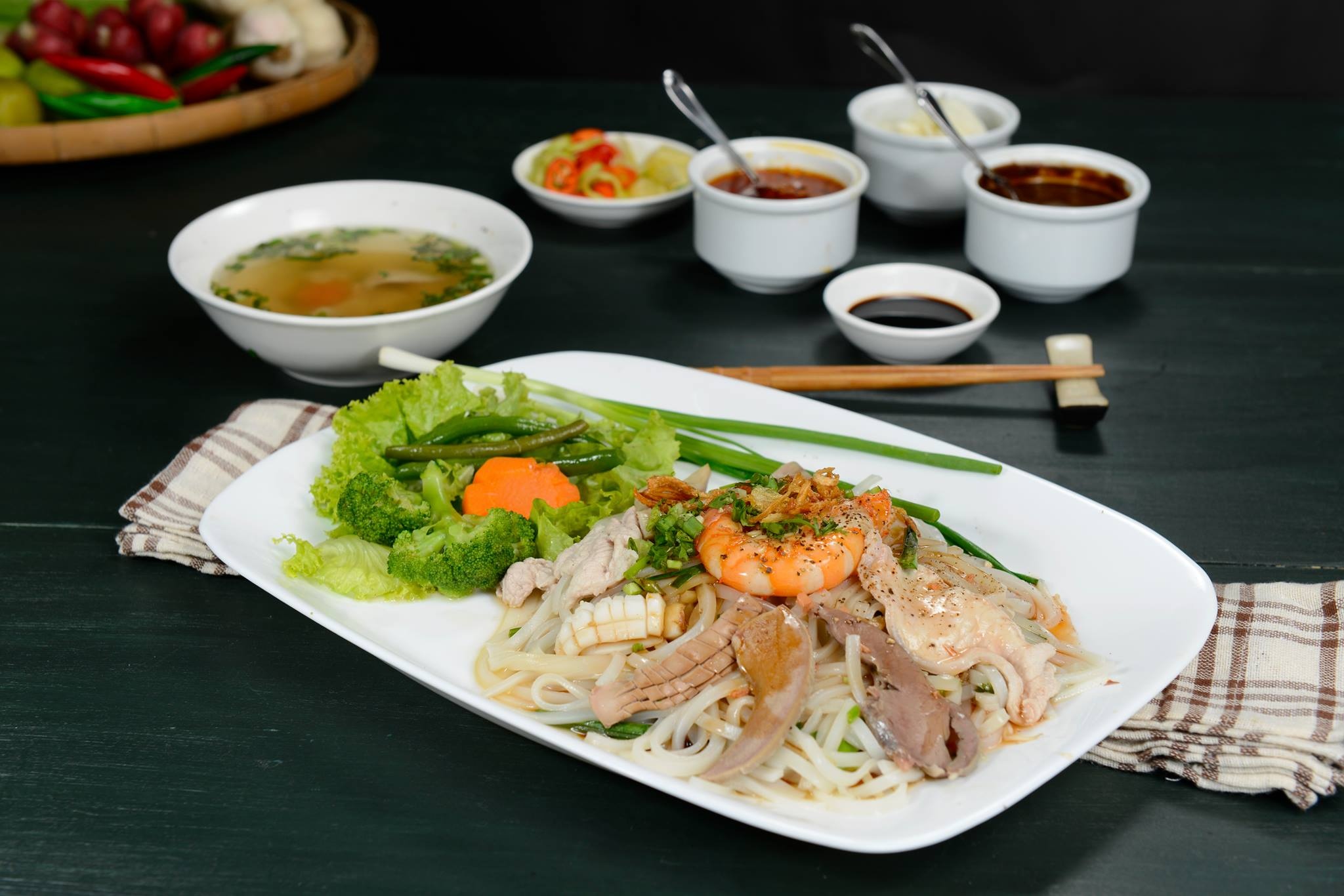 5 mon an tru danh mien Tay co mat tai TP.HCM hinh anh