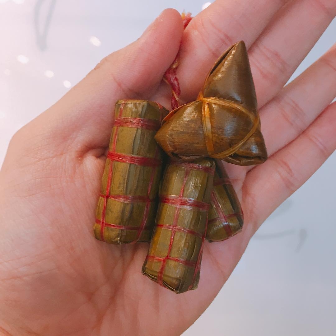 Bánh chưng, bánh tét tí hon dịp Tết ảnh 7 Banh chung, banh tet ti hon dip Tet anh 7