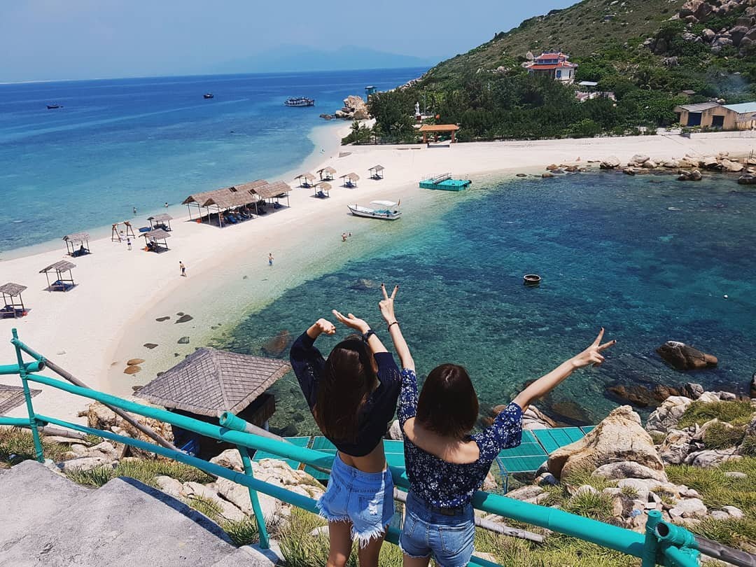 5 con đường giữa biển đẹp ngất ngây ảnh 5 5 con duong giua bien dep ngat ngay anh 5