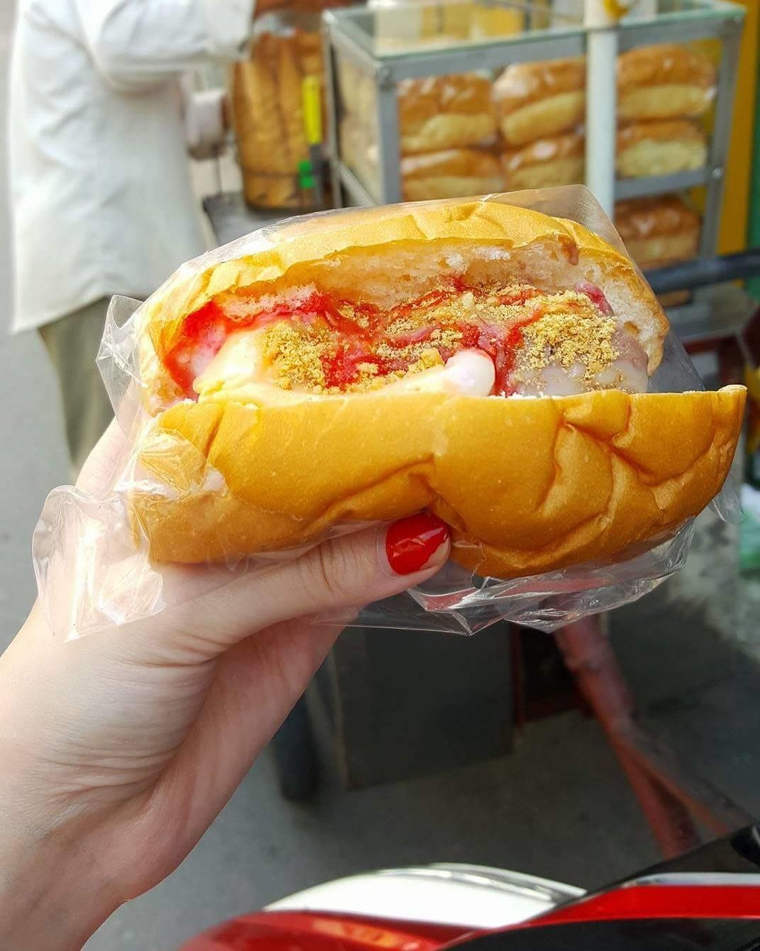 7 bien tau doc,  la cua banh mi Sai Gon anh 4