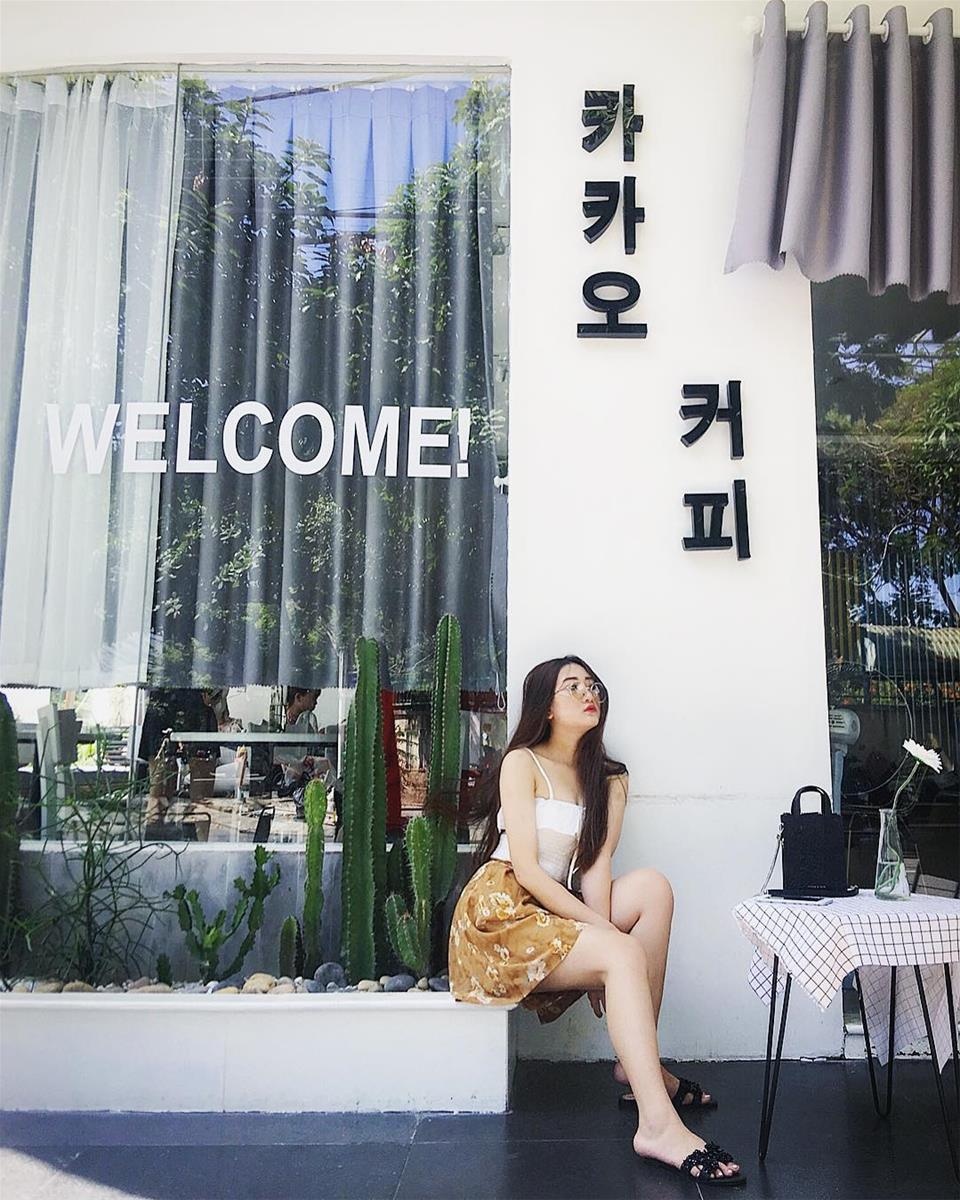 Buc tuong vang moi toanh o Da Nang anh 10