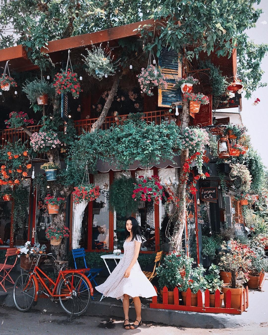 5 quán cafe đầy góc sống ảo cho hội bánh bèo ảnh 7 5 quan cafe day goc song ao cho hoi banh beo anh 7