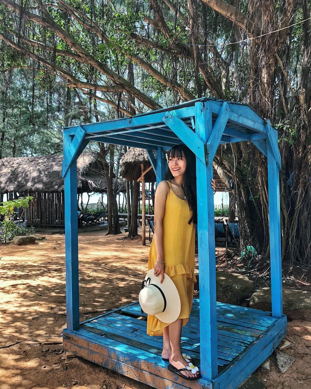 3 khu cam trai bien tuyet dep cho ngay he soi dong anh 18