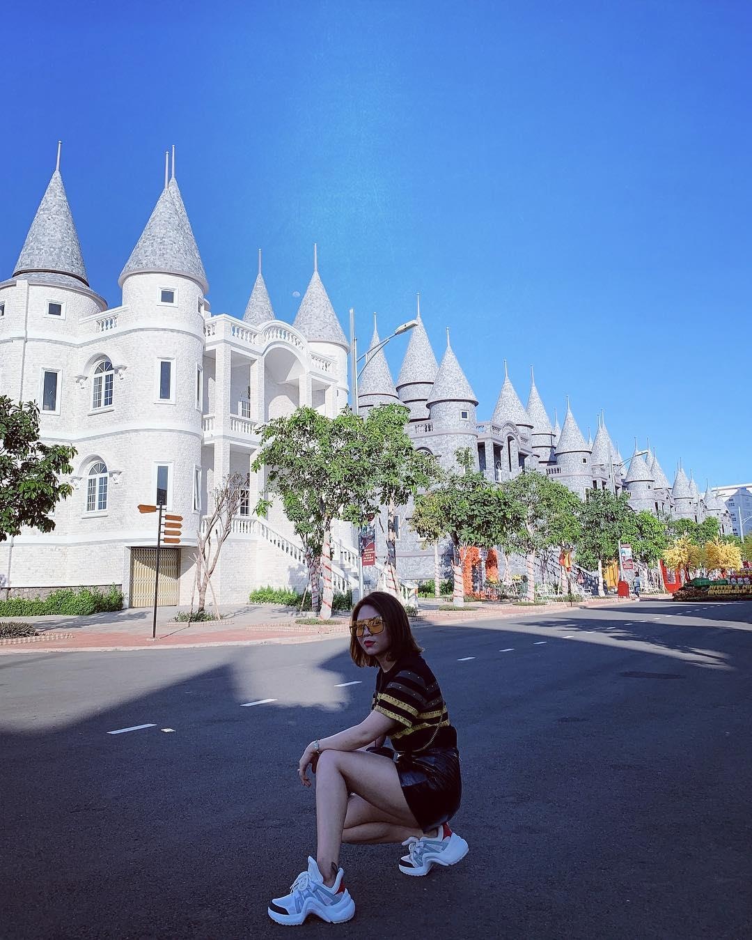 Khu vui chơi đậm chất Châu Âu ở miền Tây  ảnh 3 Khu vui choi dam chat Chau Au o mien Tay anh 3