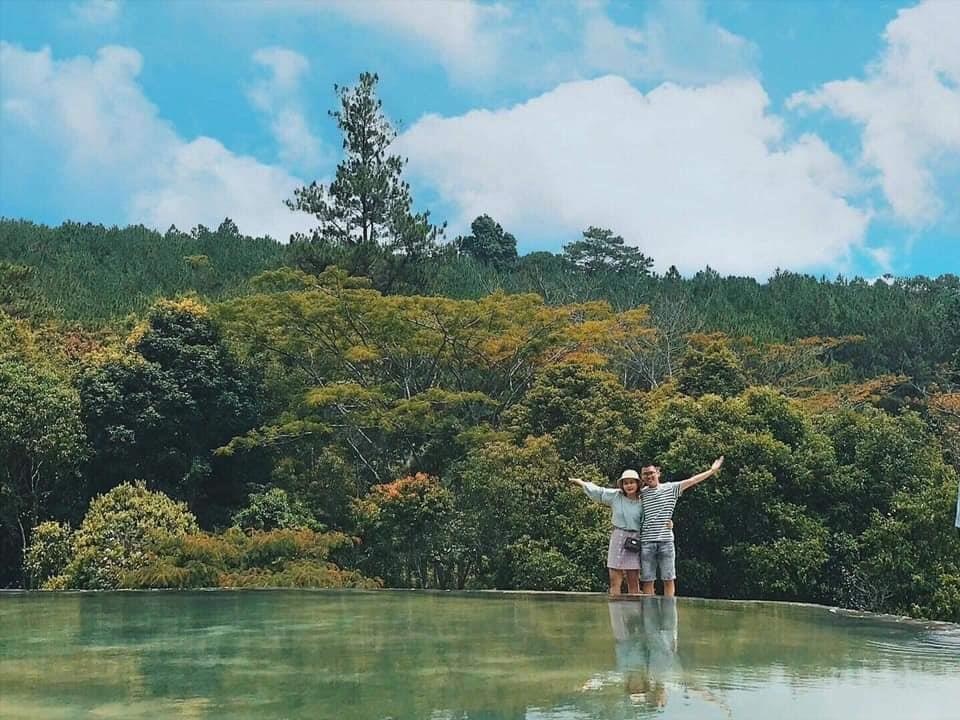 hồ Vô Cực tuyệt đẹp ở Đà Lạt thu hút giới trẻ  ảnh 14 ho Vo Cuc tuyet dep o Da Lat thu hut gioi tre anh 14