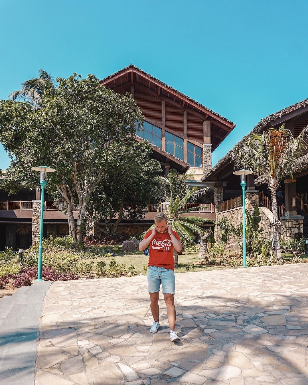 Hon Thom dep tua thien duong qua anh check-in anh 14