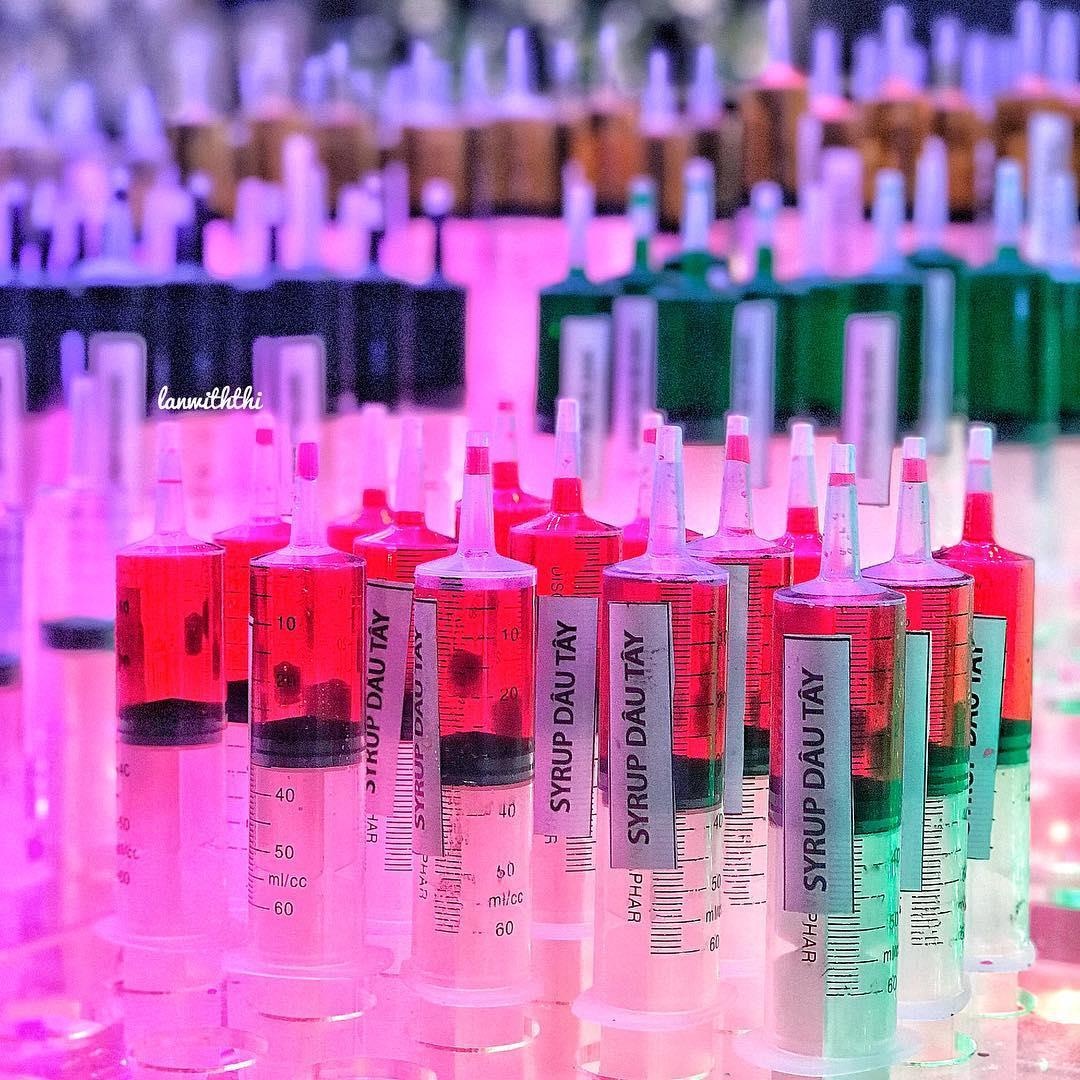 TP.HCM xuất hiện quán trà sữa thí nghiệm độc lạ ảnh 4 TP.HCM xuat hien quan tra sua thi nghiem doc la anh 4