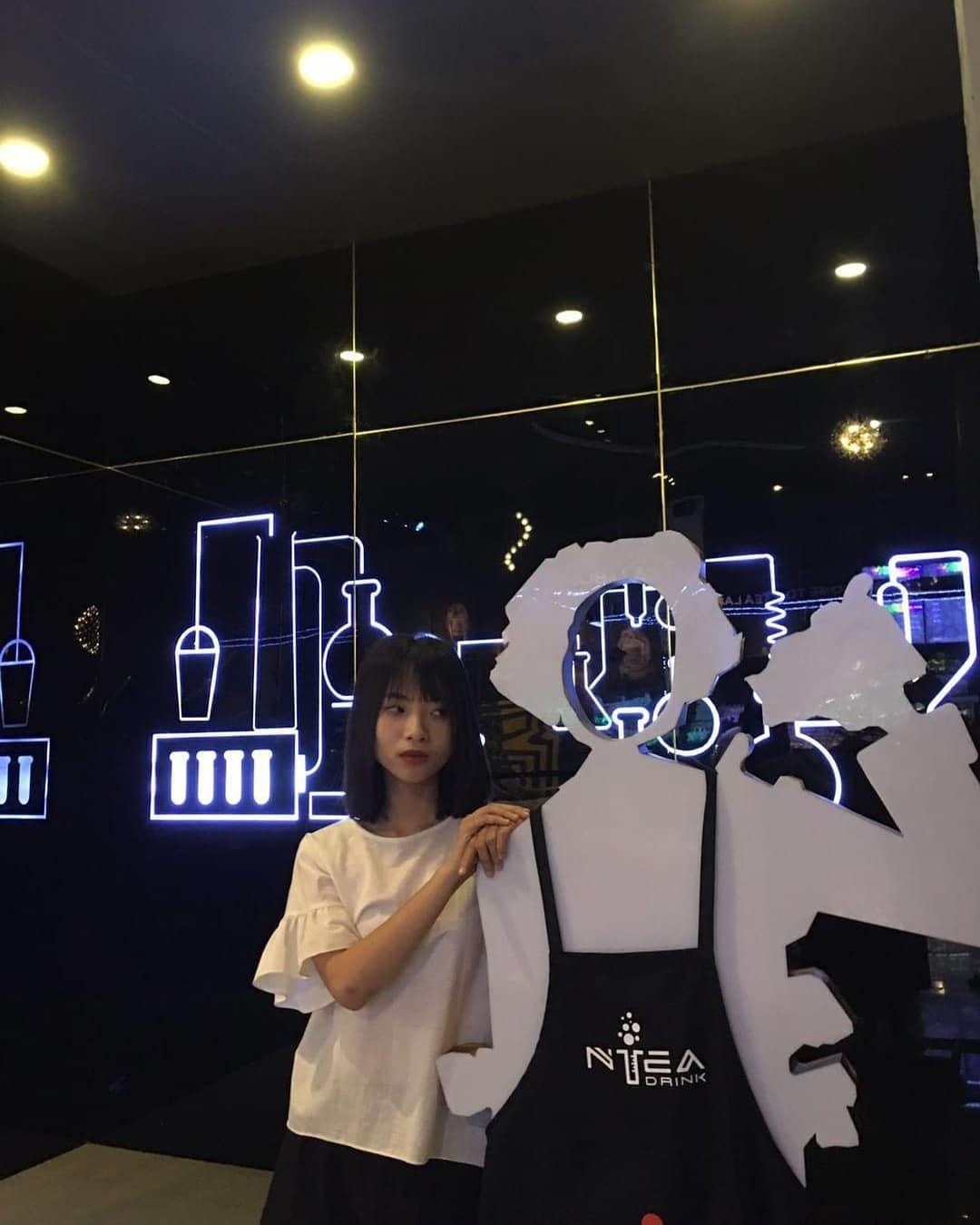 TP.HCM xuất hiện quán trà sữa thí nghiệm độc lạ ảnh 3 TP.HCM xuat hien quan tra sua thi nghiem doc la anh 3