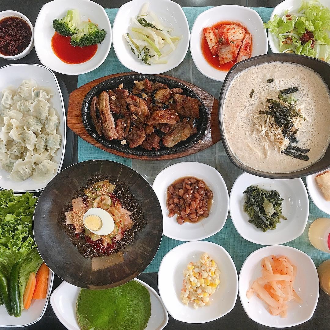Những địa điểm bán mì lạnh ở Sài Gòn  ảnh 4 Nhung dia diem ban mi lanh o Sai Gon anh 4