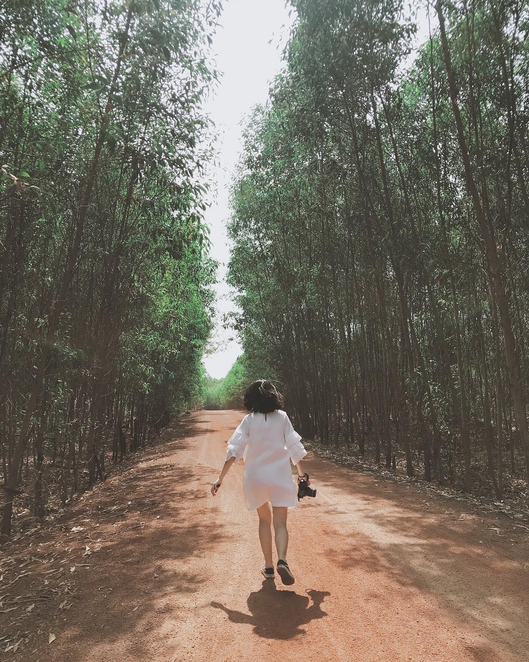 Ho Tri An qua anh check-in cua gioi tre anh 6