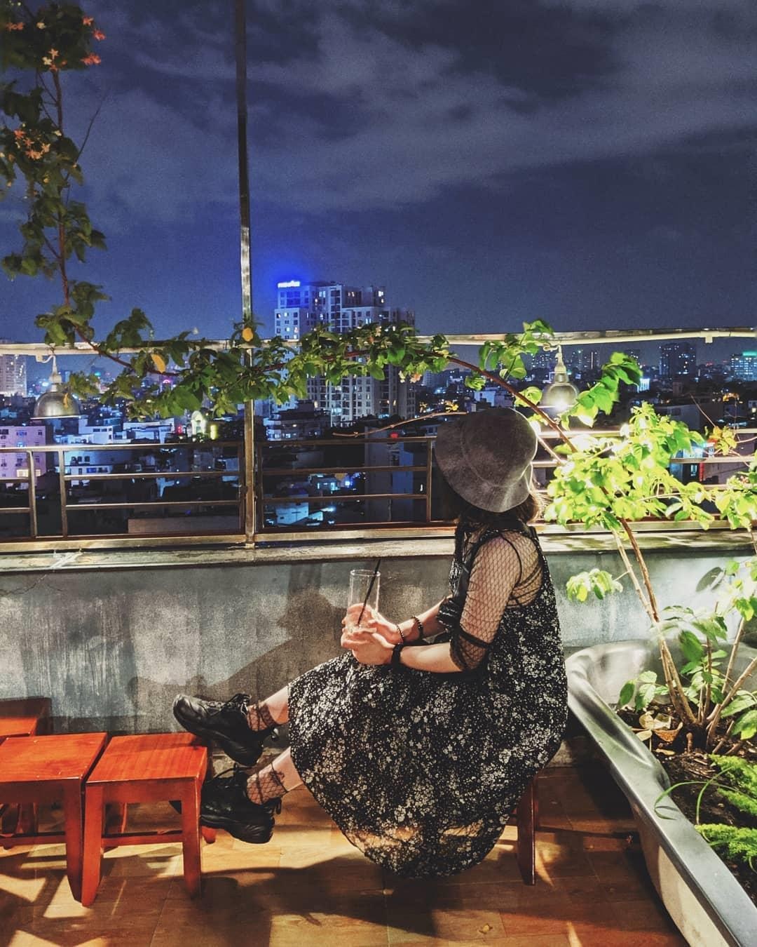 Nhung quan cafe ngam thanh pho tu tren cao anh 8