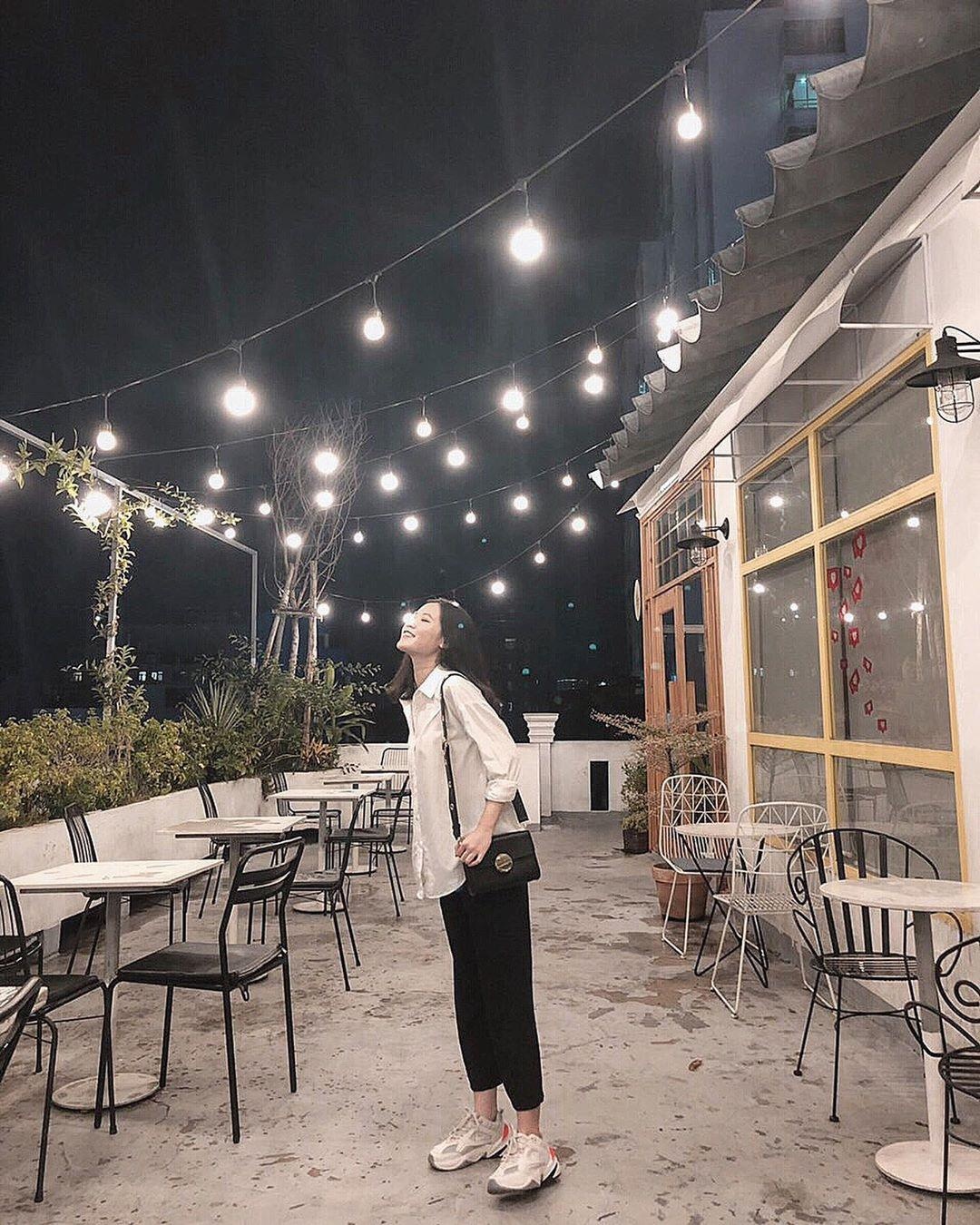 Nhung quan cafe ngam thanh pho tu tren cao anh 16