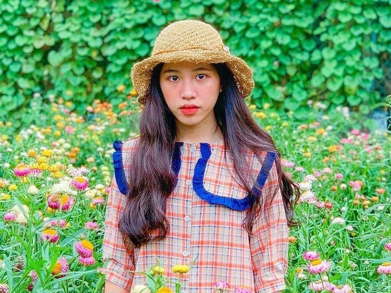 Check-in lien tay vuon hoa chau Au phien ban Da Lat hot nhat he nay hinh anh
