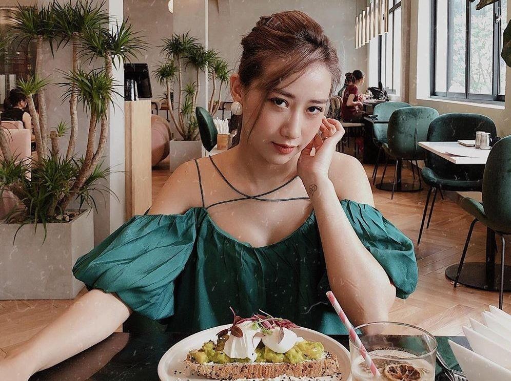 Gioi tre khoe anh check-in 4 quan an nhieu view song ao o TP.HCM hinh anh