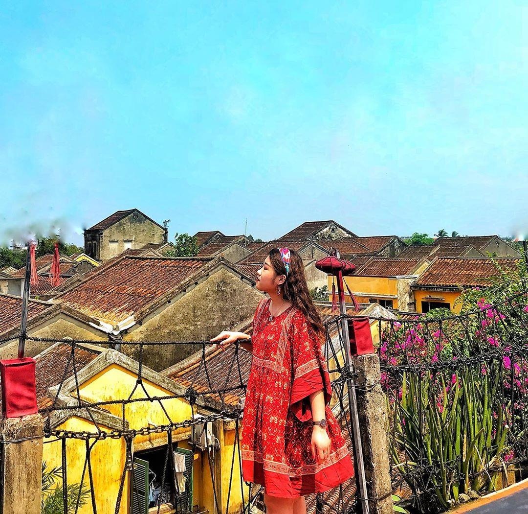 Nhung quan ca phe tren ca ngam duoc pho co Hoi An anh 1