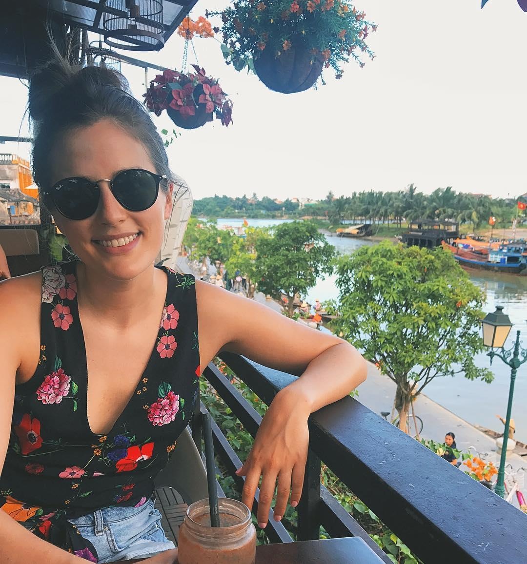 Nhung quan ca phe tren ca ngam duoc pho co Hoi An anh 10