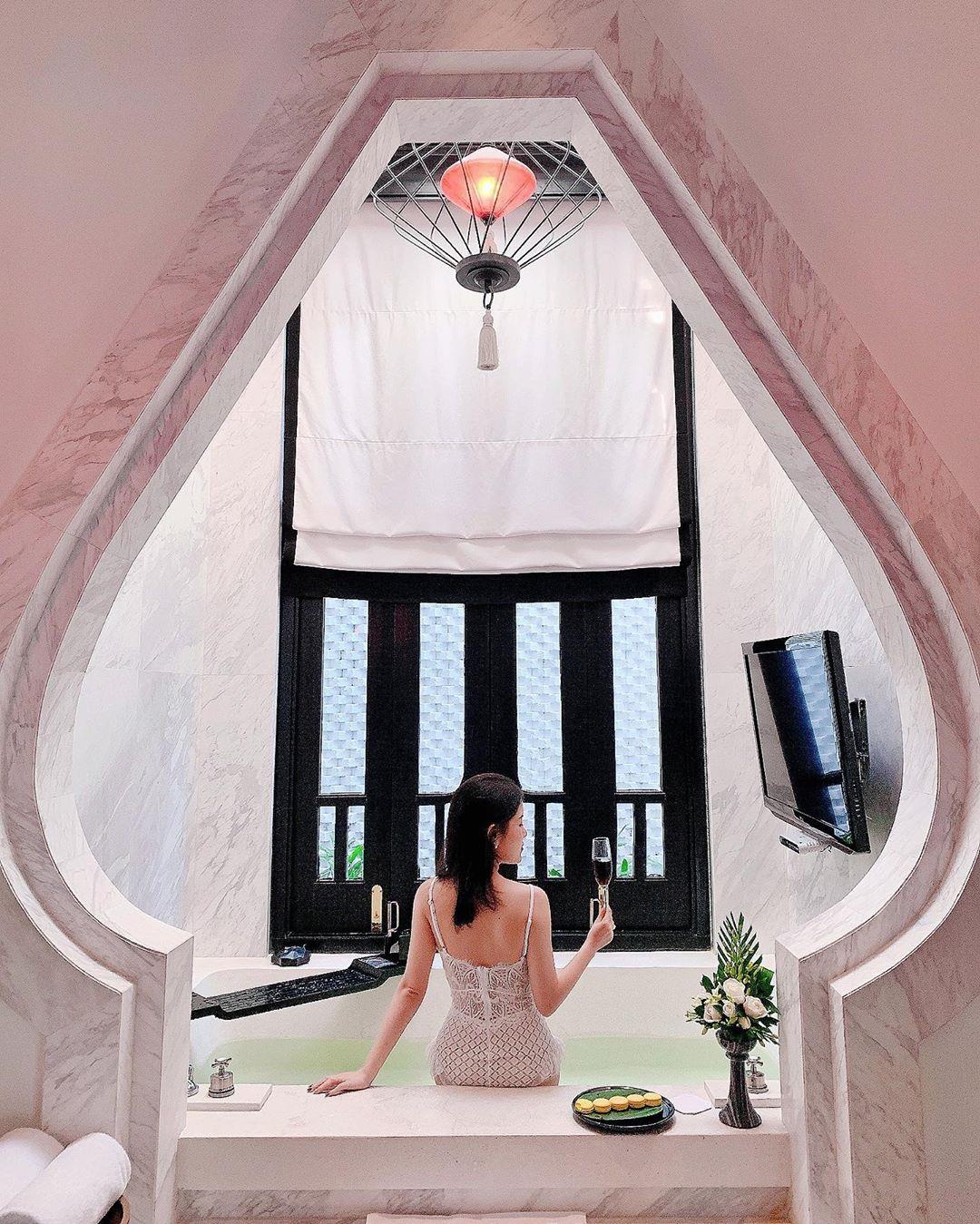 Hồ bơi trên cao sang chảnh ở Đà Nẵng ảnh 9 Ho boi tren cao sang chanh o Da Nang anh 9