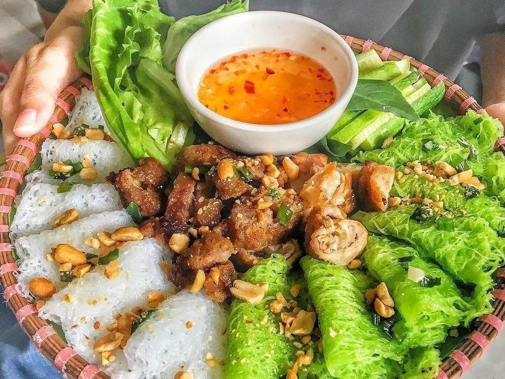 Banh cong va 6 mon an khong the bo qua khi den Can Tho hinh anh