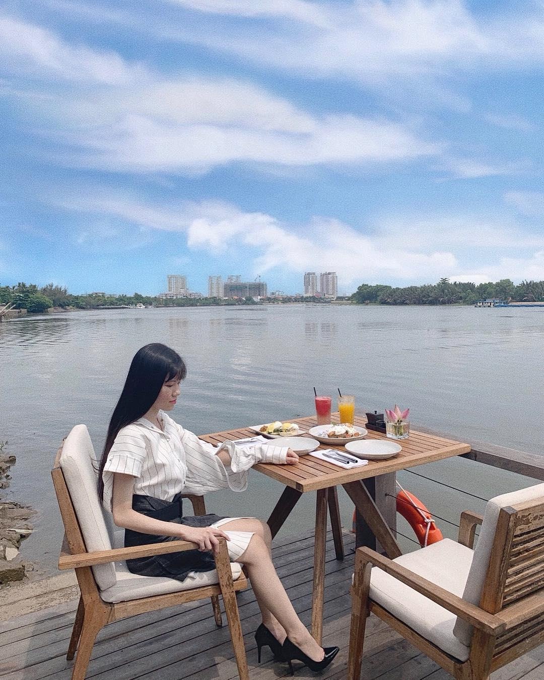 Nhà hàng ven sông tuyệt đẹp ở TP.HCM ảnh 10 Nha hang ven song tuyet dep o TP.HCM anh 10