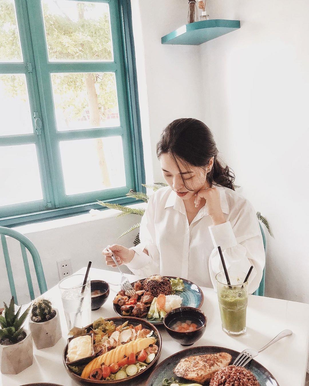 những quán cà phê nhiều góc check-in ở Hạ Long ảnh 2 nhung quan ca phe nhieu goc check-in o Ha Long anh 2