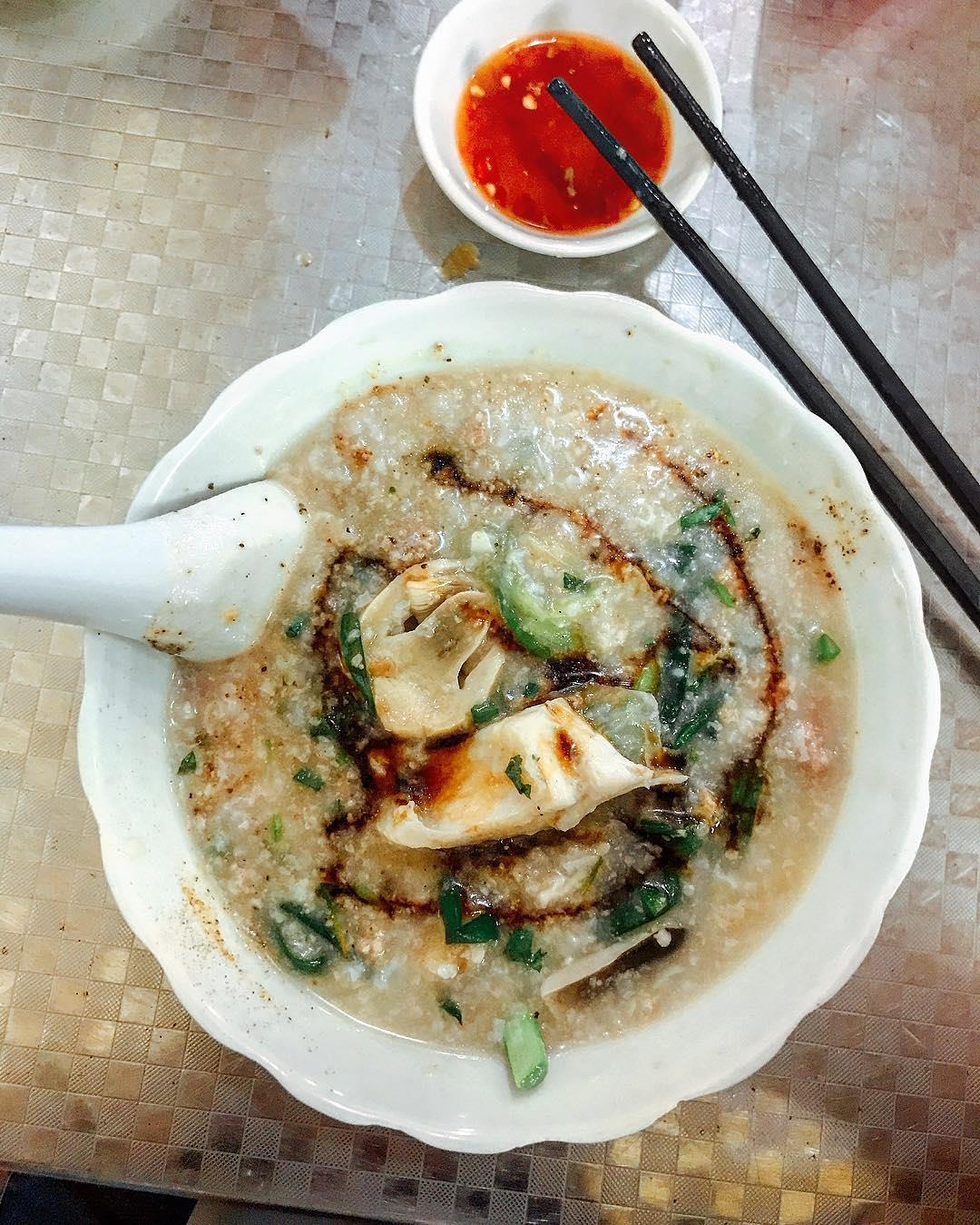 Những quán cháo lâu đời ở TP.HCM ảnh 11 Nhung quan chao lau doi o TP.HCM anh 11