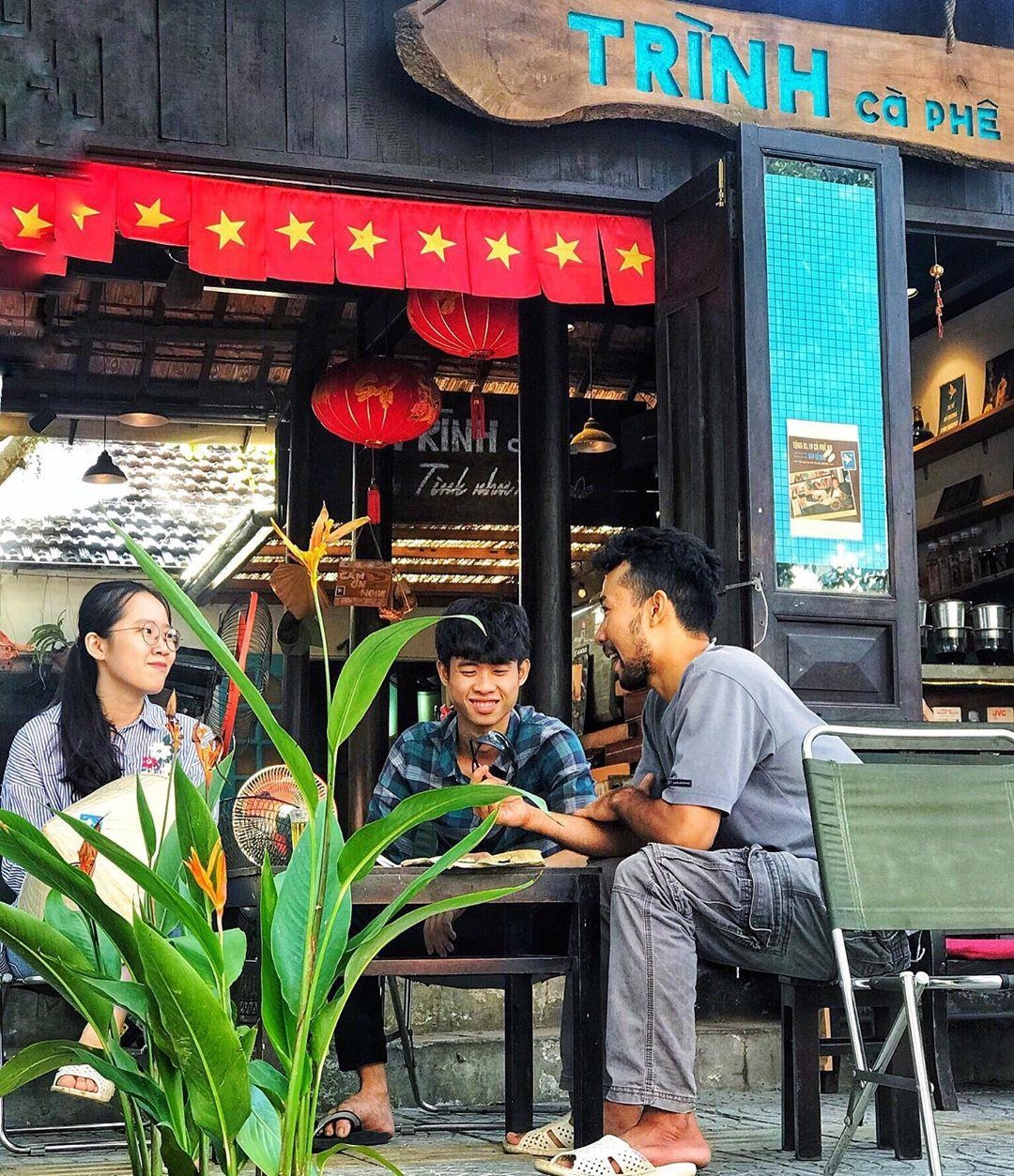 Những quán cà phê cổ xưa ở Đà Nẵng ảnh 14 Nhung quan ca phe co xua o Da Nang anh 14