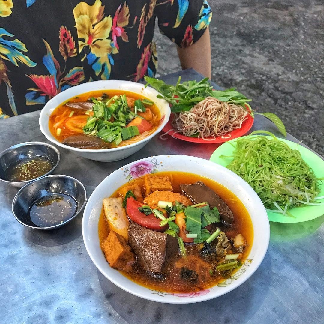 Những địa điểm bán bún riêu ngon ở TP.HCM ảnh 7 Nhung dia diem ban bun rieu ngon o TP.HCM anh 7
