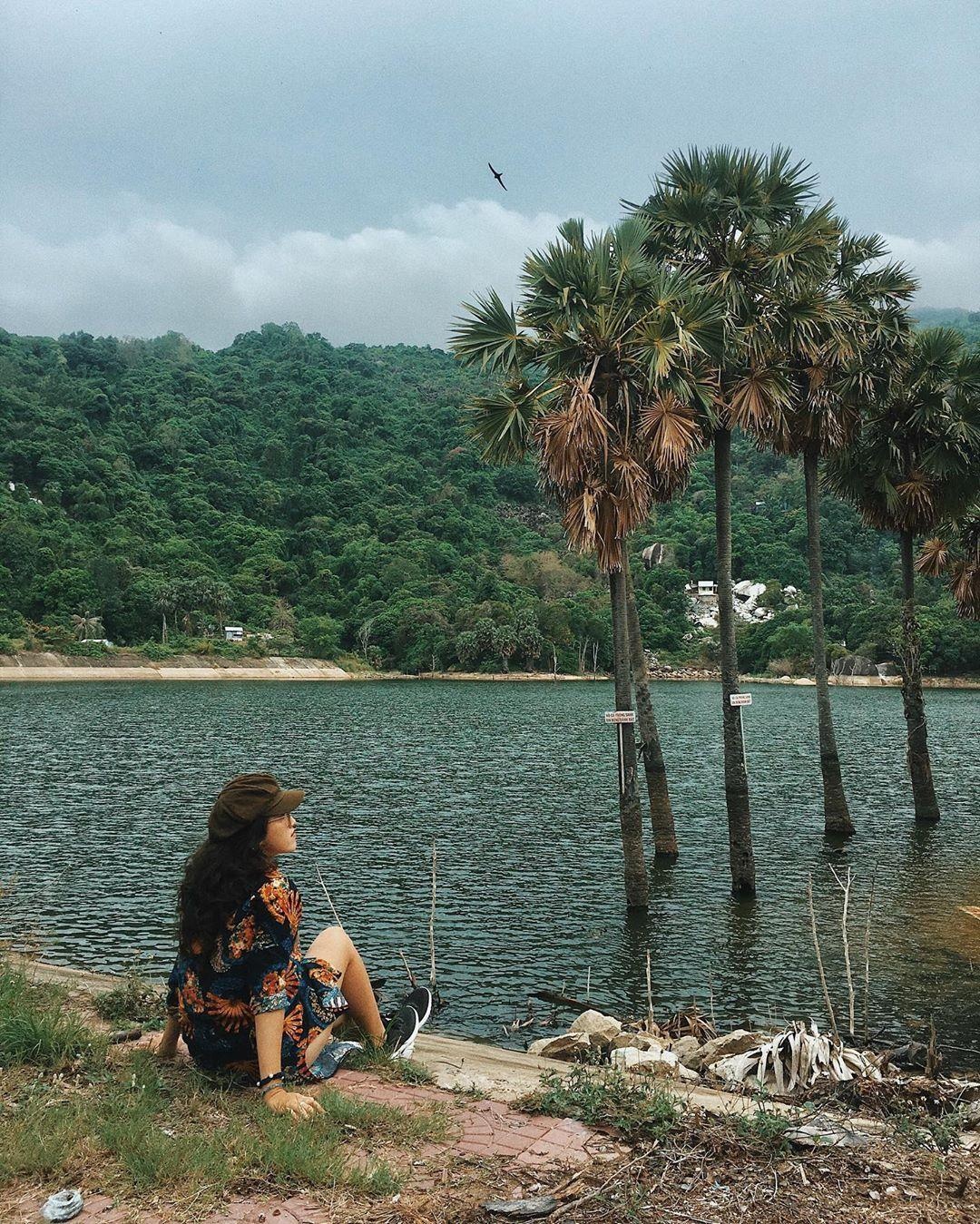 Giới trẻ sống ảo tại cổng trời An Giang ảnh 9 Gioi tre song ao tai cong troi An Giang anh 9