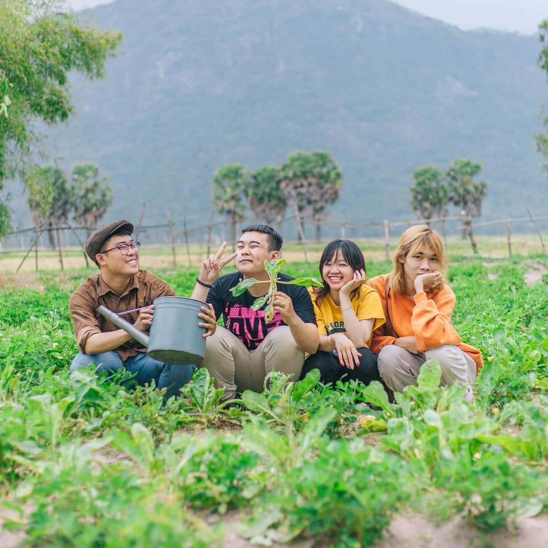 Giới trẻ sống ảo tại cổng trời An Giang ảnh 10 Gioi tre song ao tai cong troi An Giang anh 10