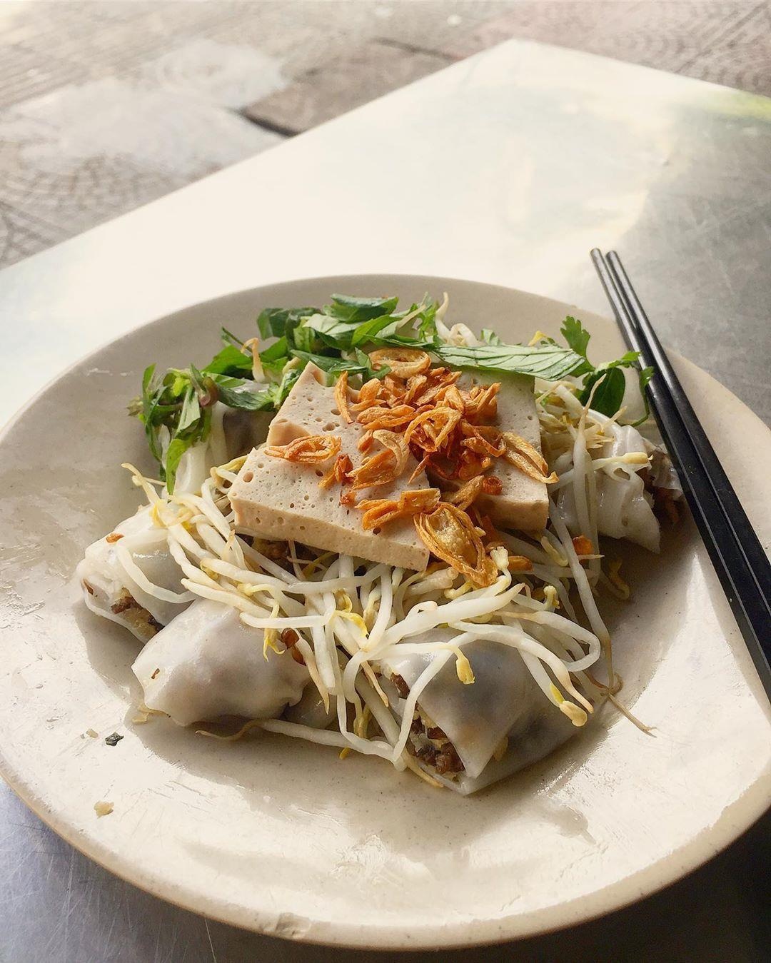 Những quán bánh cuốn nóng ngon ở TP.HCM ảnh 10 Nhung quan banh cuon nong ngon o TP.HCM anh 10