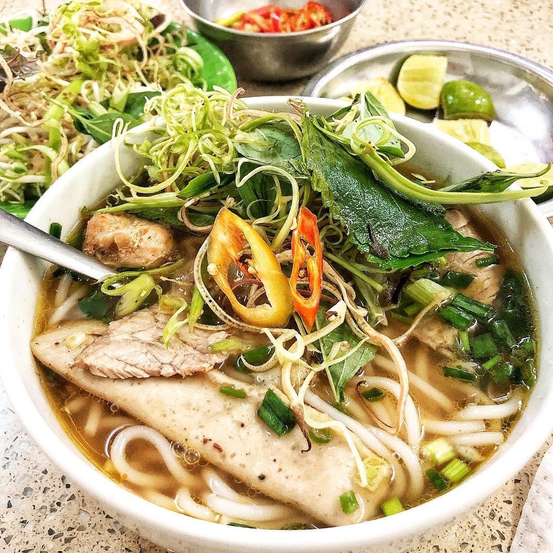 Những quán bún bò ngon ở TP.HCM ảnh 2 Nhung quan bun bo ngon o TP.HCM anh 2