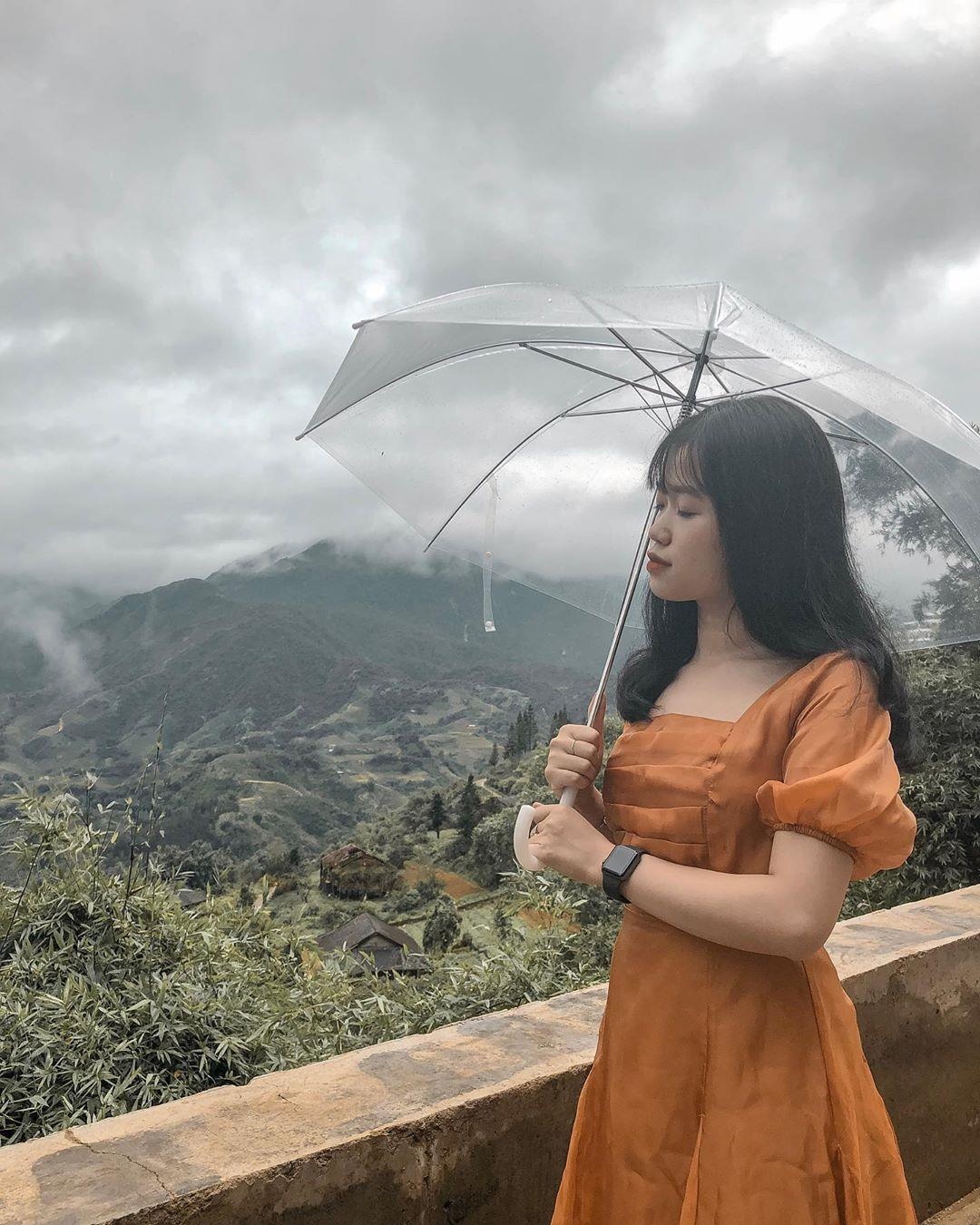 Giới trẻ khoe ảnh ở Sa Pa dù trời mưa gió ảnh 3 Gioi tre khoe anh o Sa Pa du troi mua gio anh 3